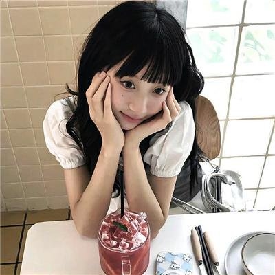 沼泽深处的女孩